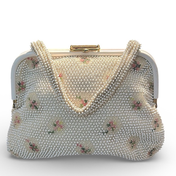 Vintage Handbags - Beaded Floral Handbag Purse